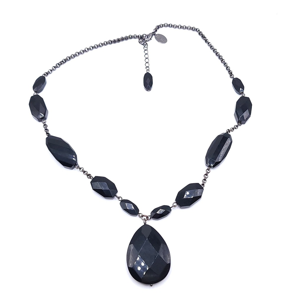 White House Black Market Y Necklace Black Bead Gunmetal Teardrop Pendant